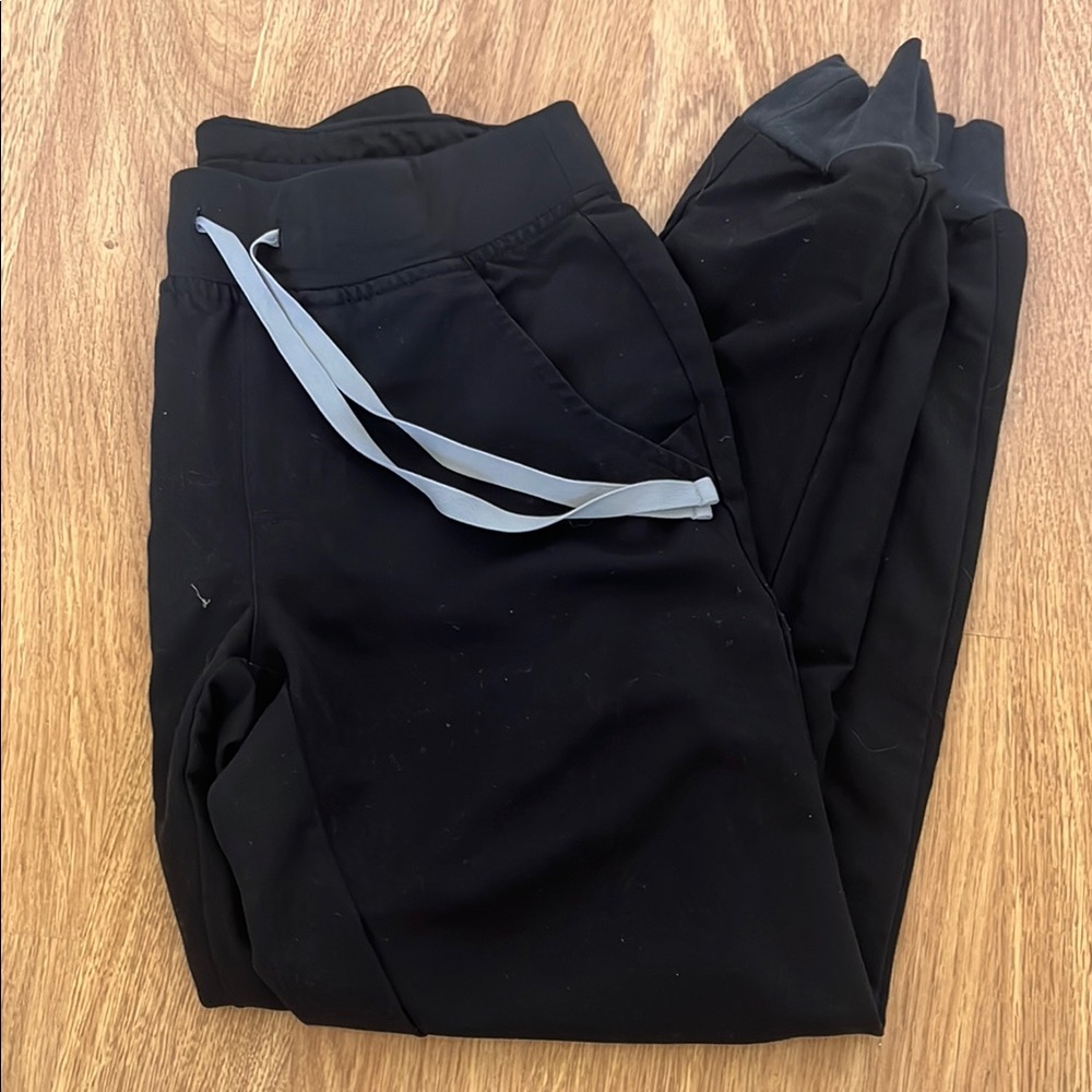 Figs Black Zamora Jogger Scrub Pants with Gray Drawstring